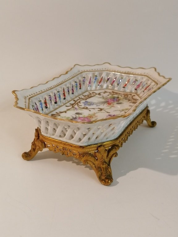 Coupe ou vide poche - porcelaine et bronze doré de  Mme. Hirsch - XIXème - Meissen-photo-3