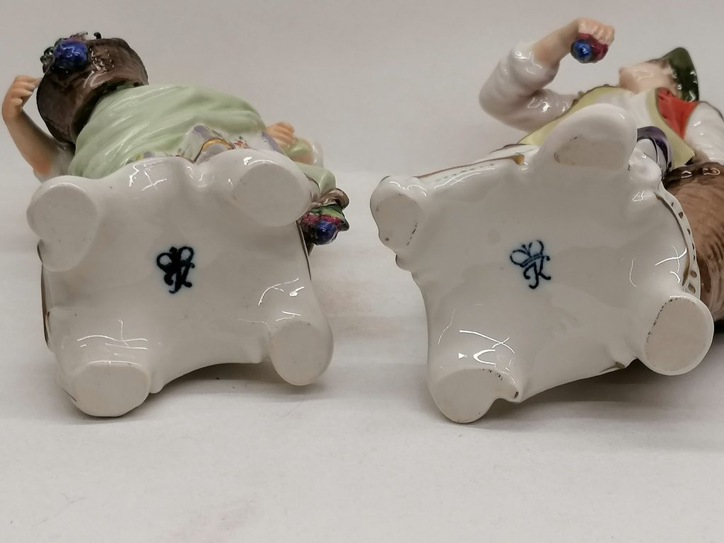 Paire de figures en porcelaine - Volkstedt -  M. Rudolf Kammer - XIXème-photo-1