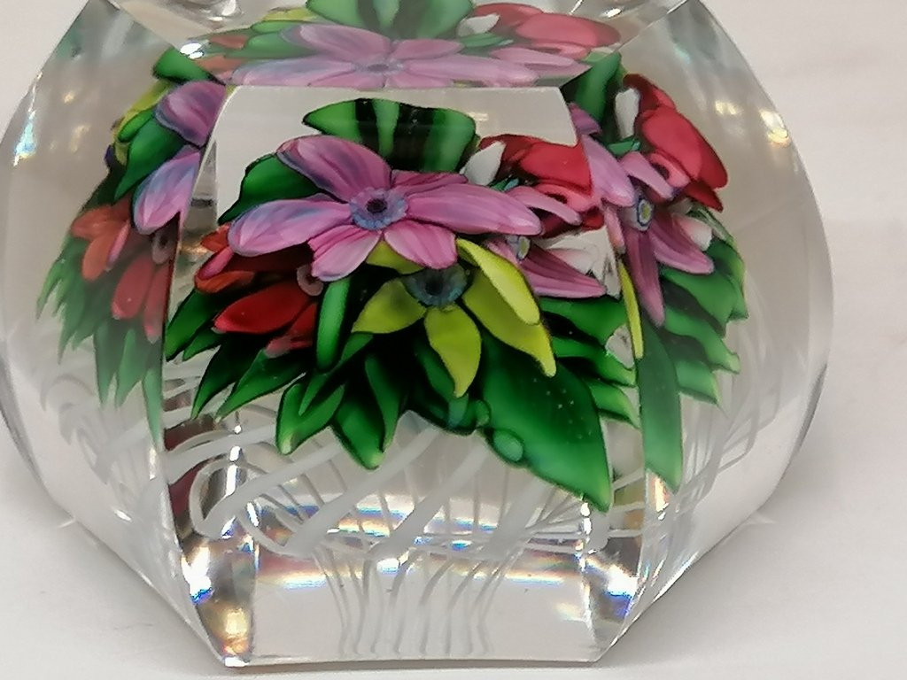 Sulfide Or Paperweight - Baccarat Crystal - Six Domed Curves And Cut Corners-photo-4