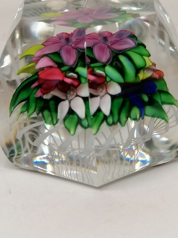 Sulfide Or Paperweight - Baccarat Crystal - Six Domed Curves And Cut Corners-photo-4