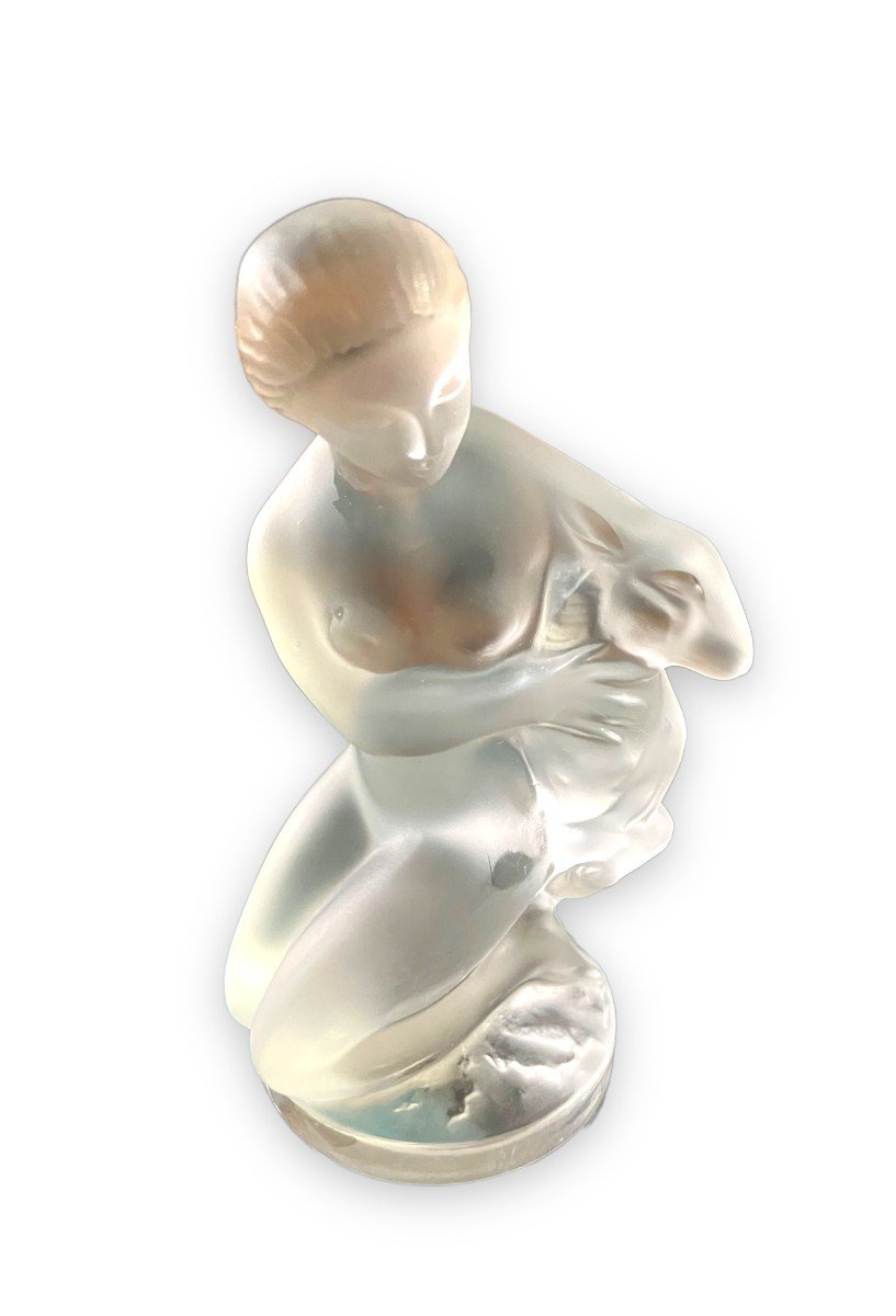 LALIQUE  Sujet en Cristal "Femme à la chèvre"