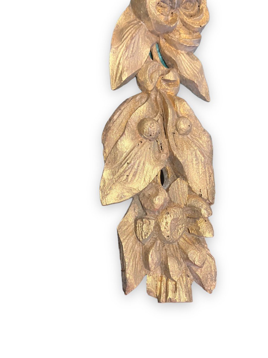 Decorative Golden Wood Flower Garland-photo-1