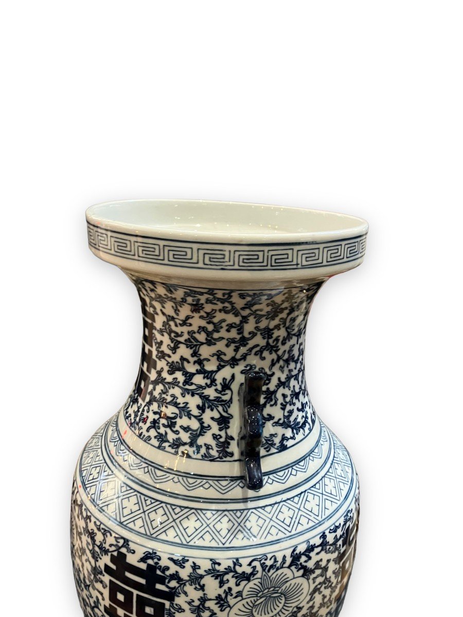 Vase Chinois En Porcelaine Blanche Et Bleue-photo-2