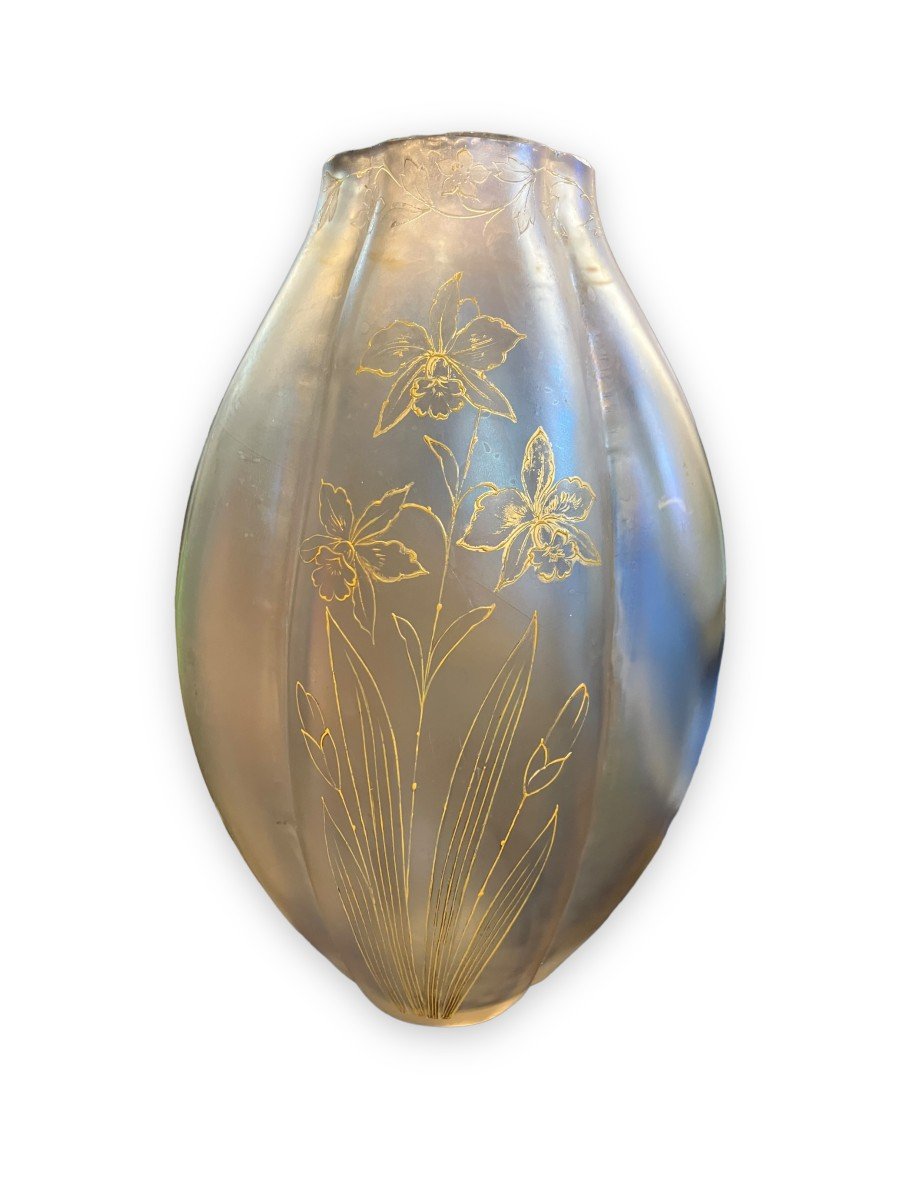 Vase Art Nouveau En Verre Opalescent Irisé Décor De Fleurs-photo-8