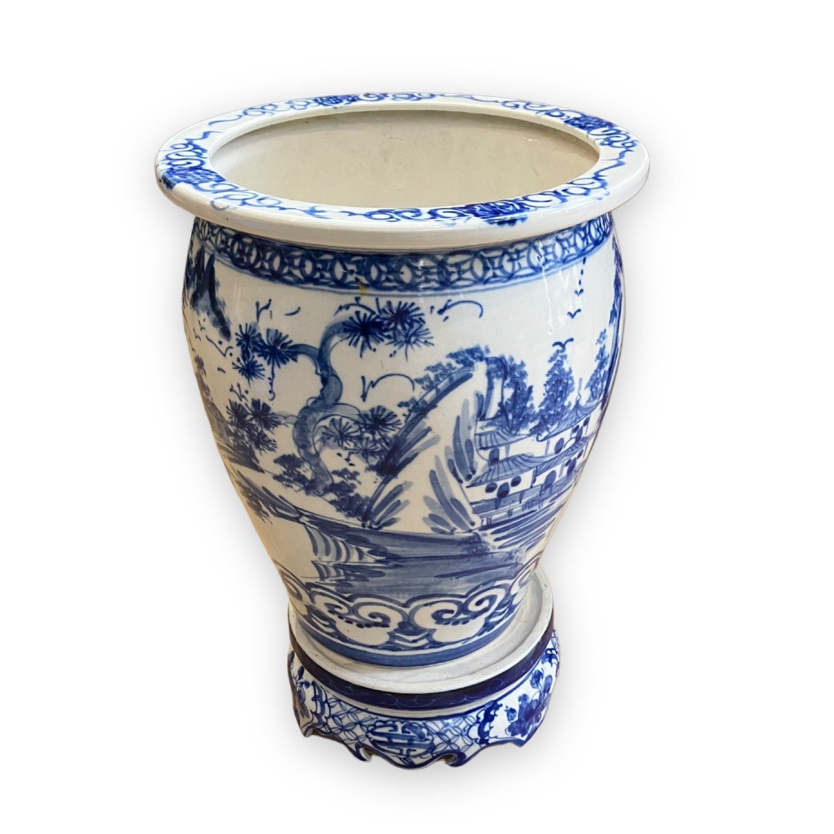 Vietnamese Cache Pot In White And Blue Porcelain