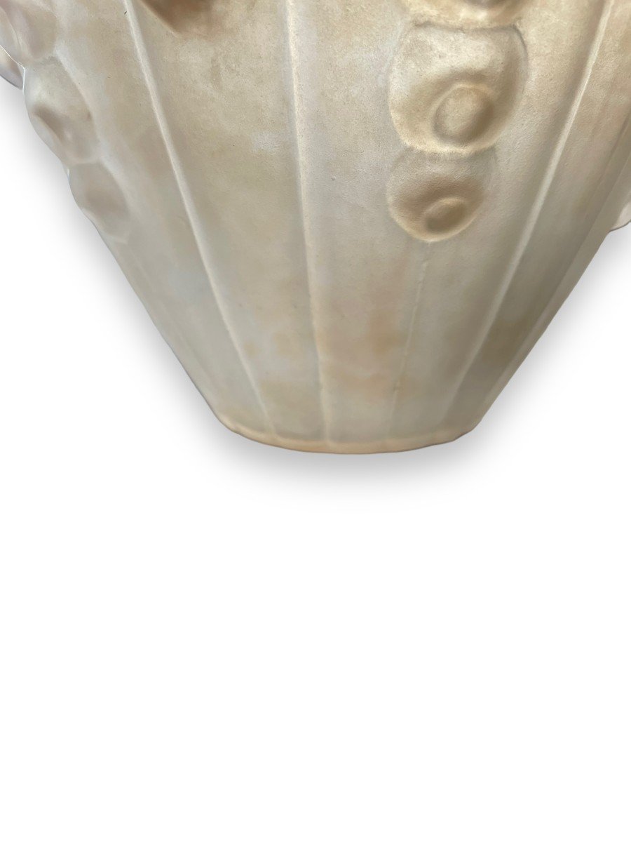 Important Art Deco Vase In Molded Pressed Glass-photo-1