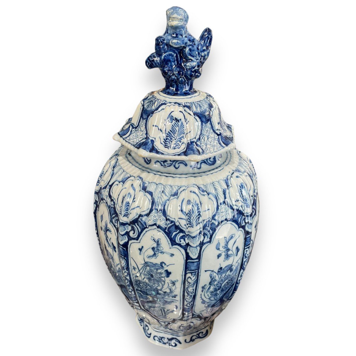 Important Covered Vase In Earthenware From Delft Nineteenth