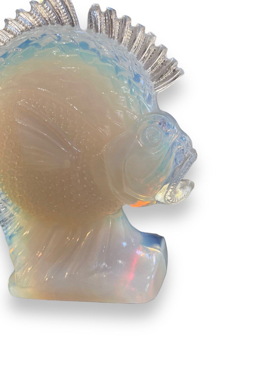 Art Deco Scorpion Fish In Opalescent French Glass-photo-1