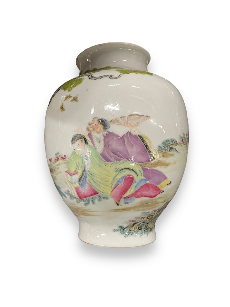 Vase Chinois En Porcelaine Fin XVIIIeme Début XIXeme