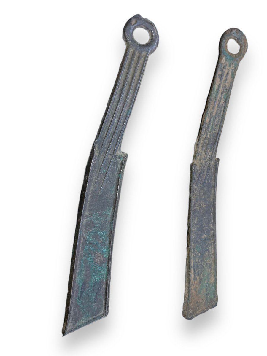 Pair Of Chinese Coins In The Shape Of Zhou Period Knives-photo-1