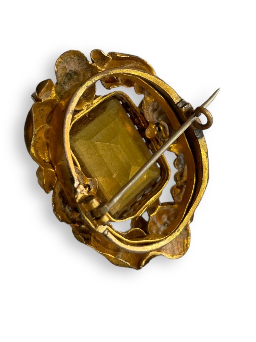Brooch In Golden Metal Yellow Stone Victorian Period-photo-2