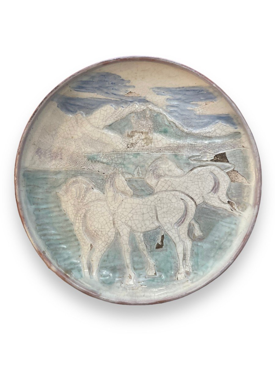 Assiette En Ceramiques Chevaux Mythologiques Par Phil Poole