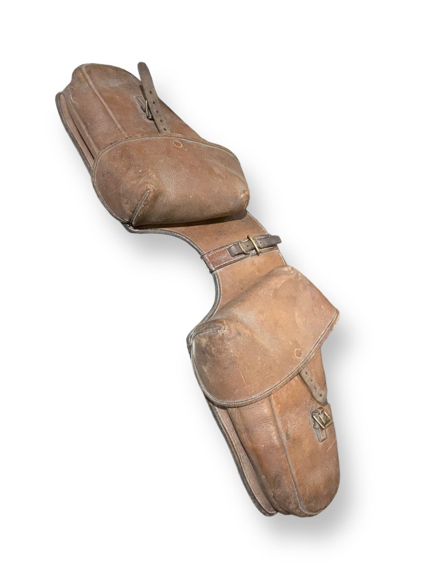 Pair Of Cast Iron Cavalry Officers In Leather Late 19th Century