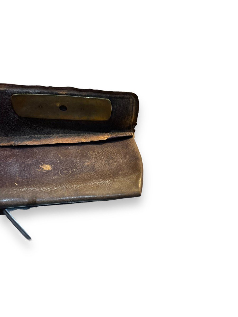 Asia Snuff Box In Leather And Bronze Decorated With Fô Dogs-photo-1