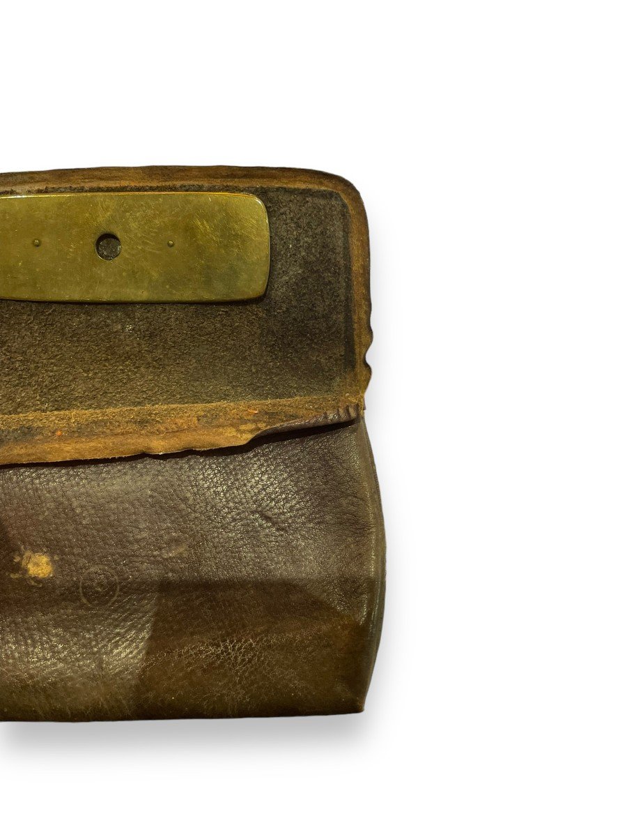 Asia Snuff Box In Leather And Bronze Decorated With Fô Dogs-photo-2