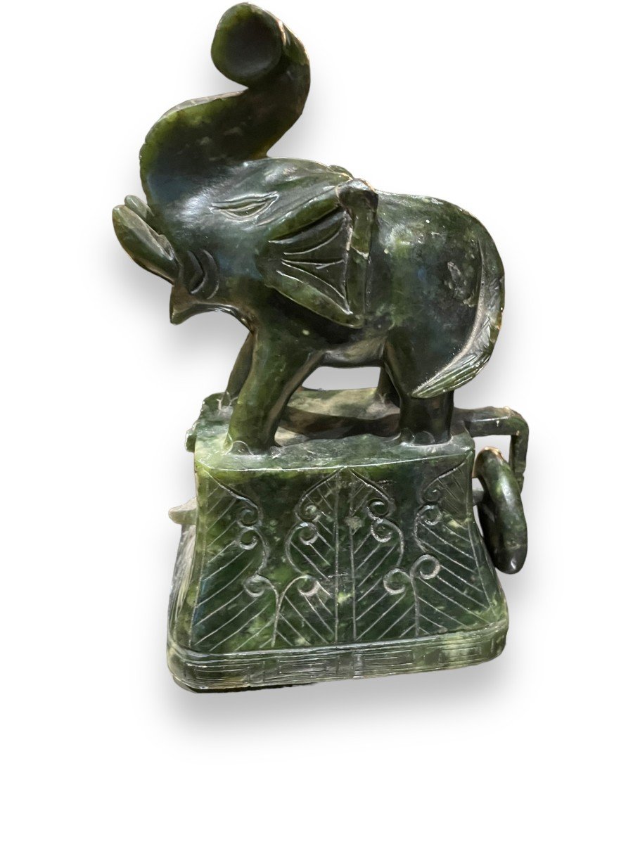 Important Covered Vase In Nephrite Jade Elephant And Phoenix Decor-photo-2