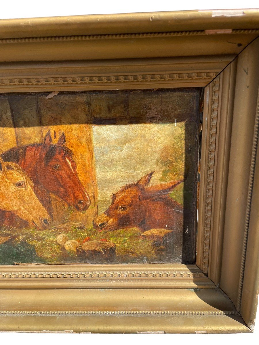 Ecole Anglaise XIXeme âne Et Chevaux Dans Une étable-photo-1