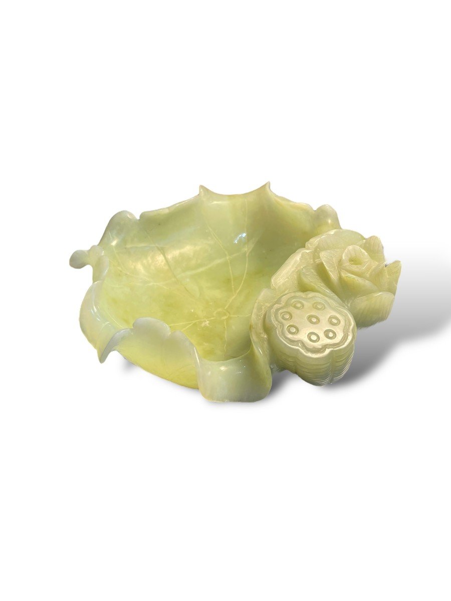 China Green Jade Lotus Flower Pattern Brush Rinse -photo-4