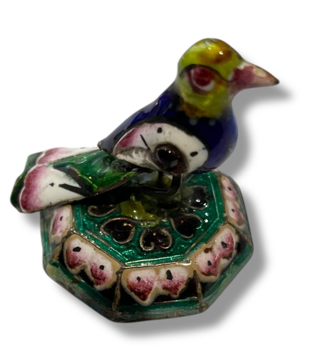 émail De Pékin Oiseau Perché En Argent Et émaux Polychromes