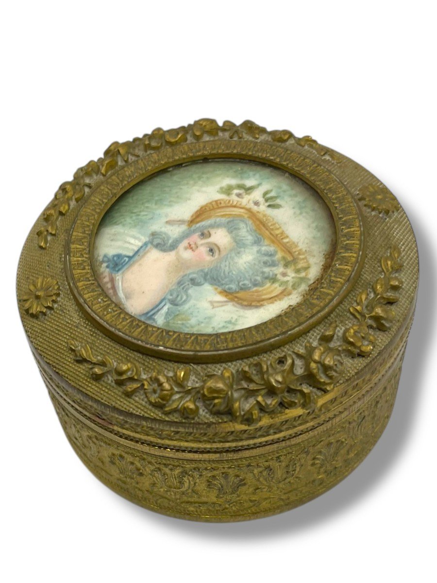 Boite En Pomponne Marie-Antoinette-photo-2