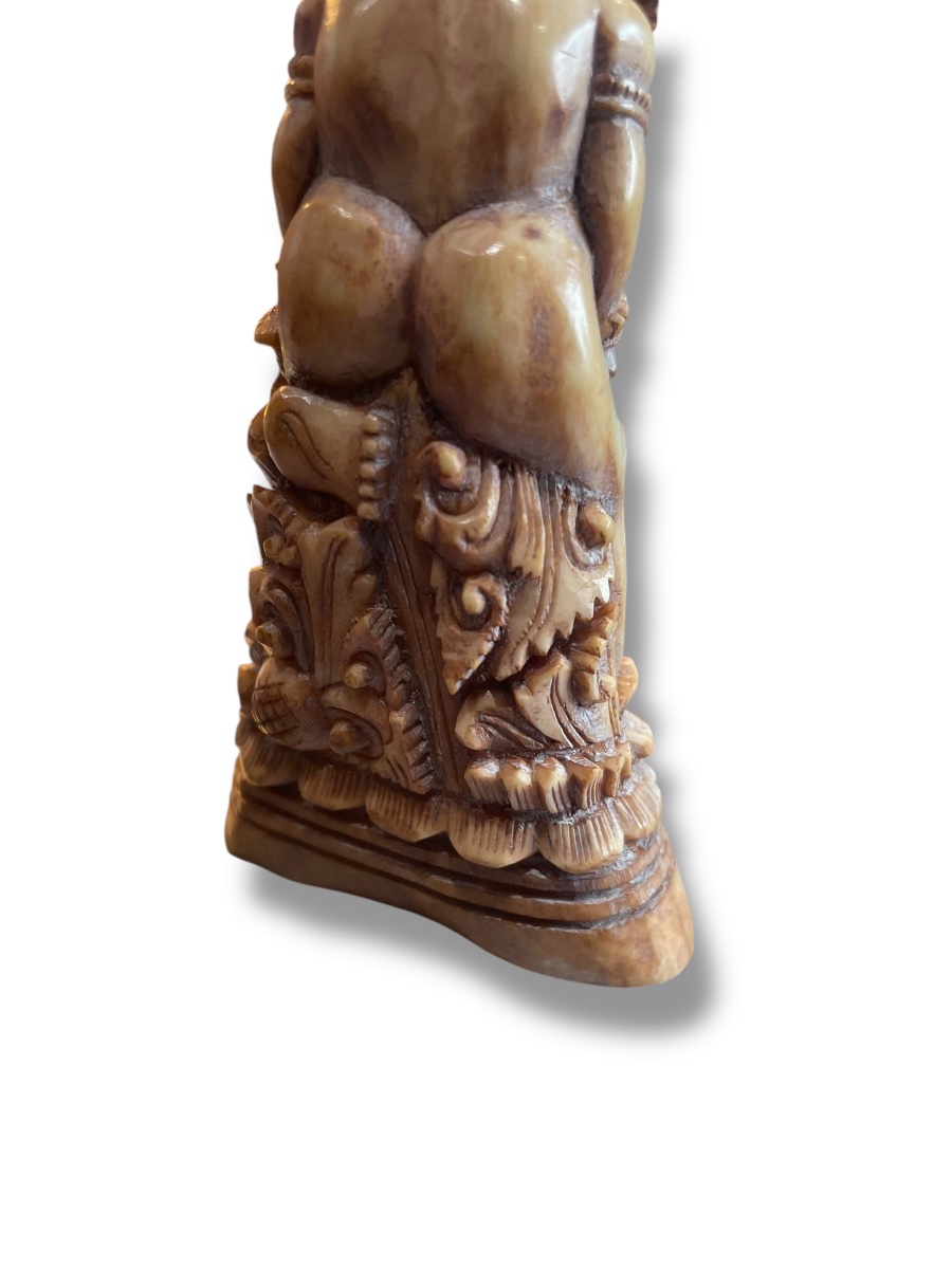 Indonesian Erorica Curiosities Carved Bone Deity 19th Century-photo-1