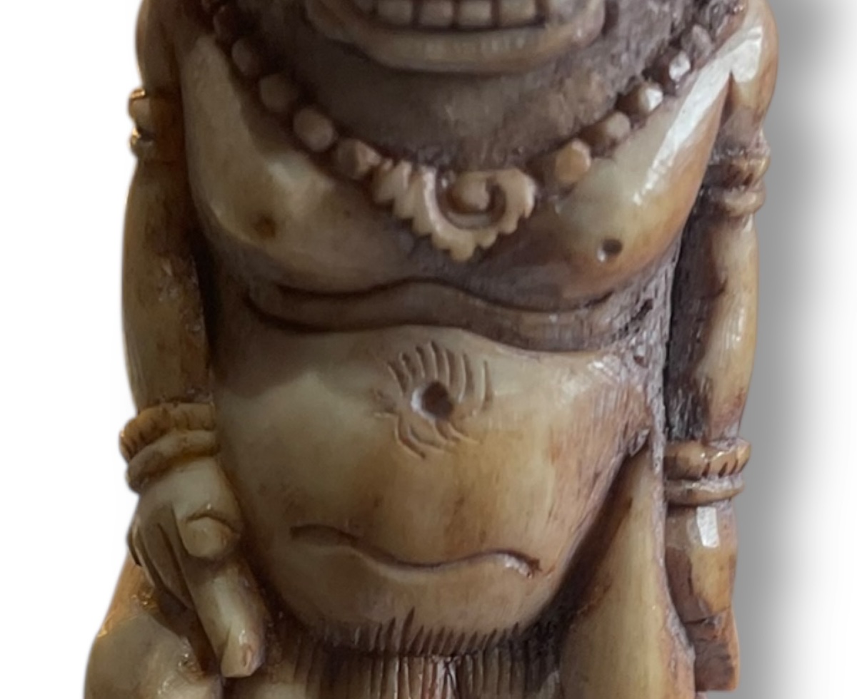Indonesian Erorica Curiosities Carved Bone Deity 19th Century-photo-4