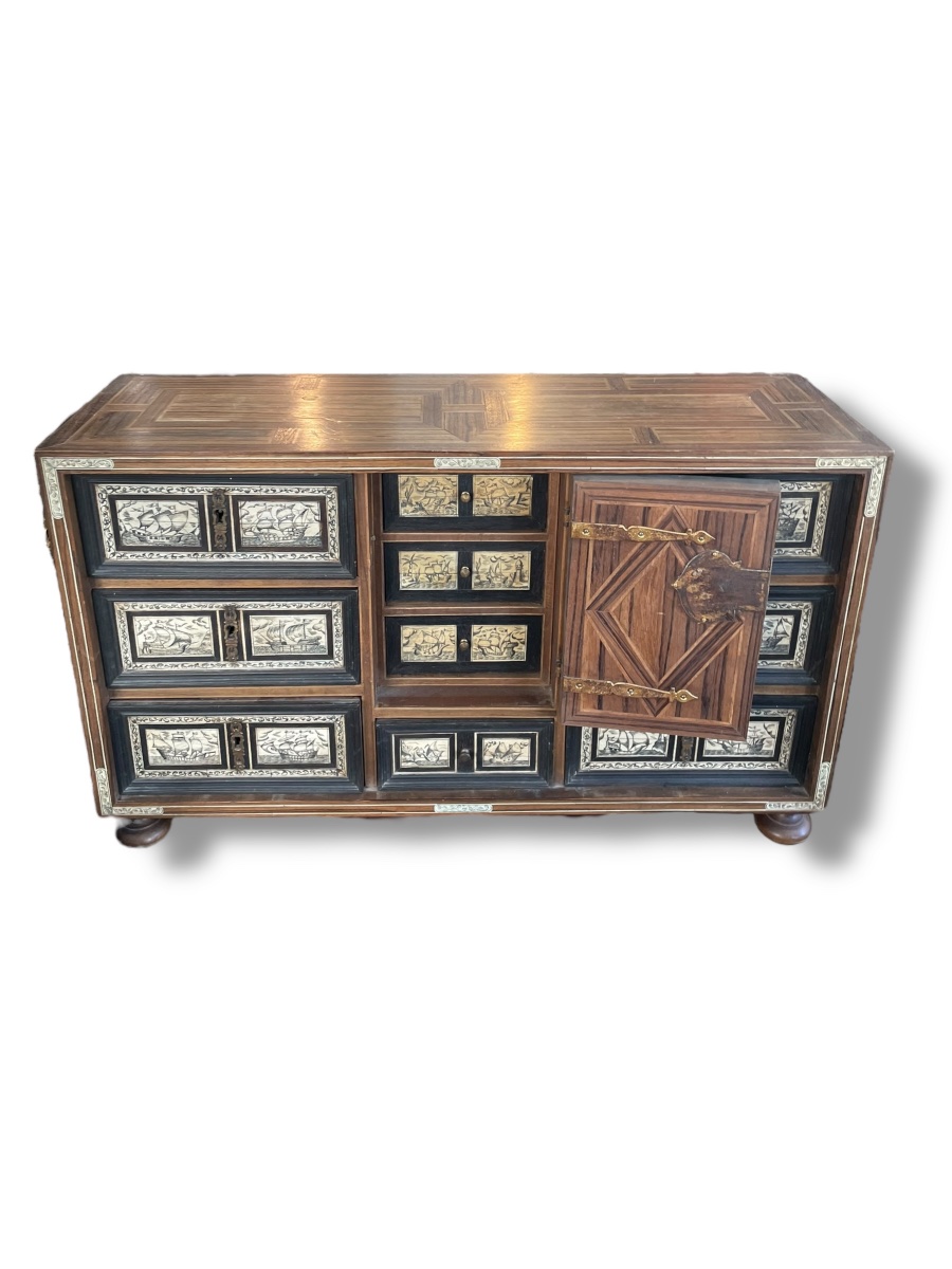 Cabinet italien de voyage bargueño motifs bateaux-photo-1