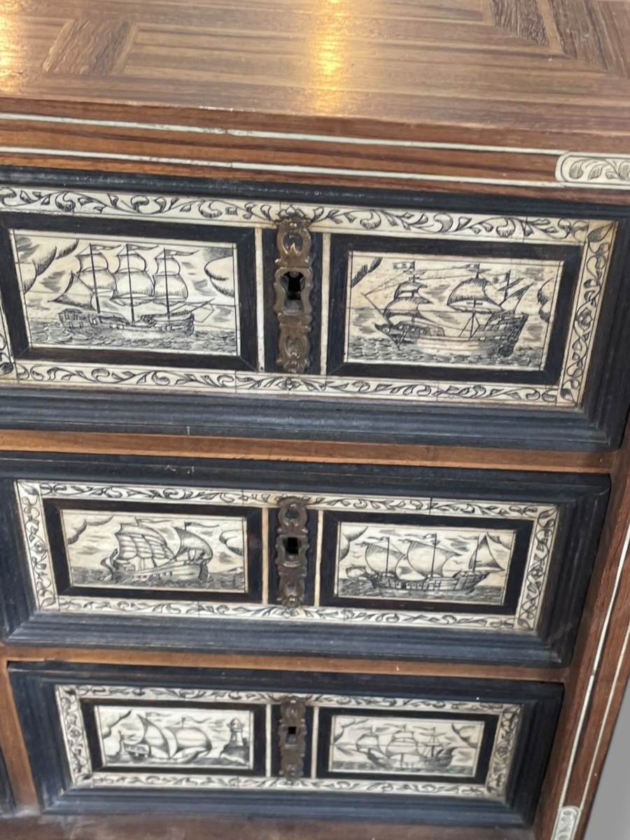 Cabinet italien de voyage bargueño motifs bateaux-photo-7
