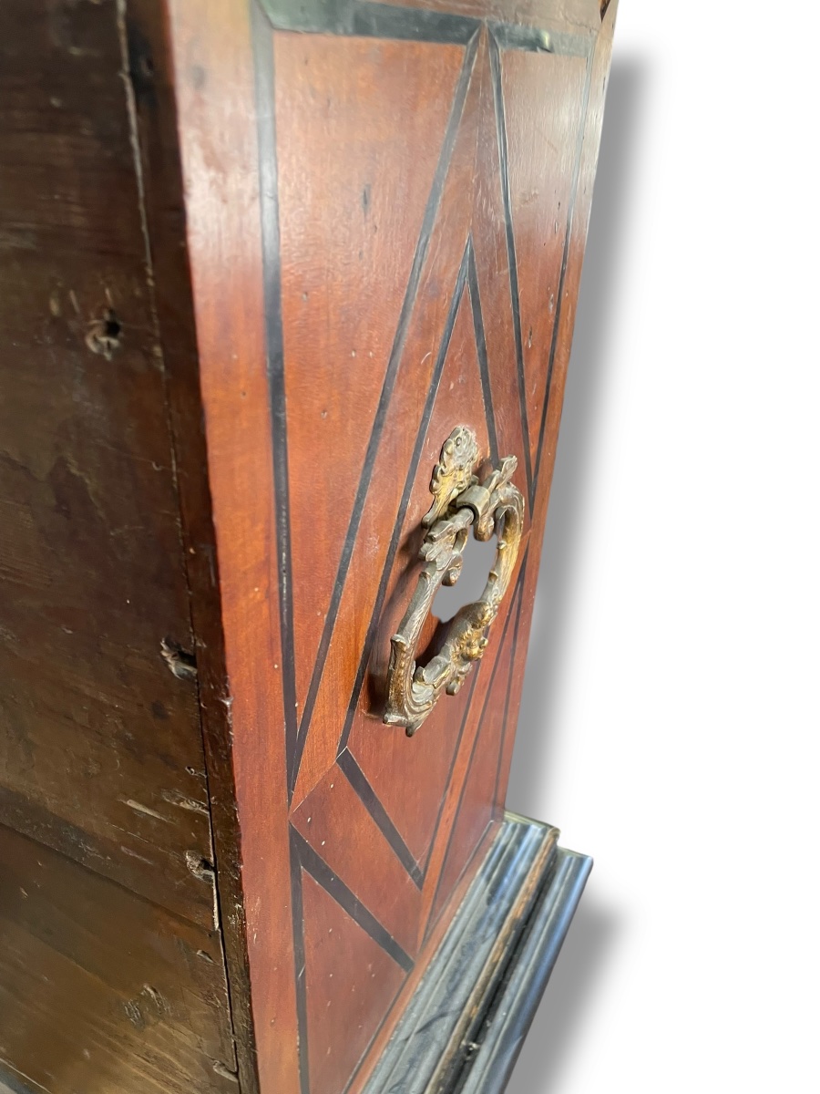 Cabinet et son piétement  décor d'écaille teintée rouge Hercule et Nessus-photo-7