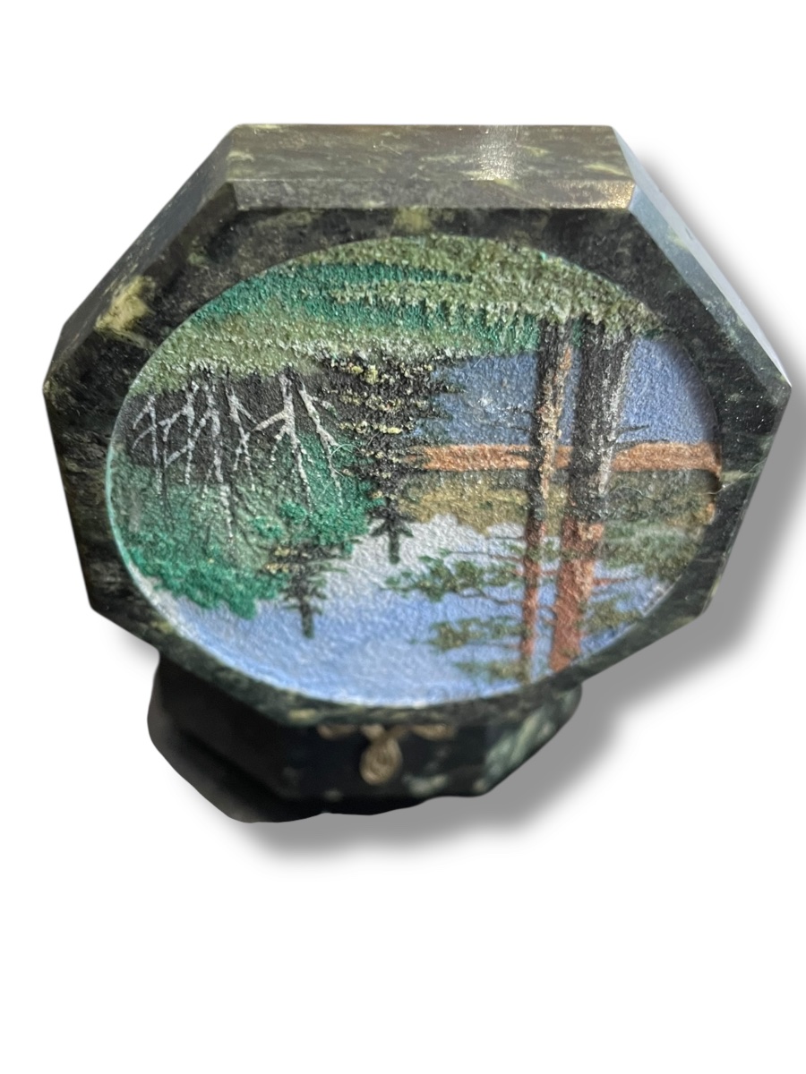 Russia Ural Serpentine Box With Landscape Decoration-photo-2