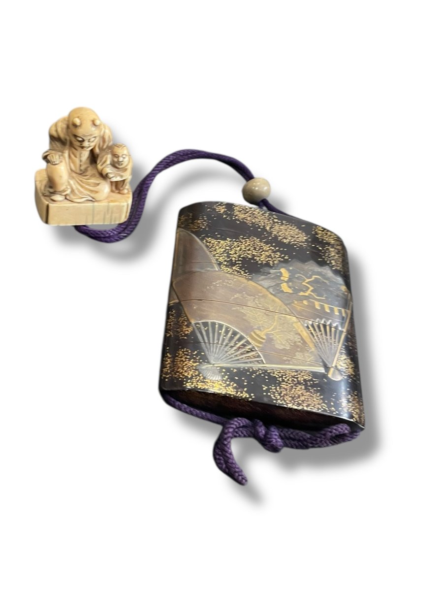 Inro en laque ro-iro et maki-e décor d'éventail-photo-2