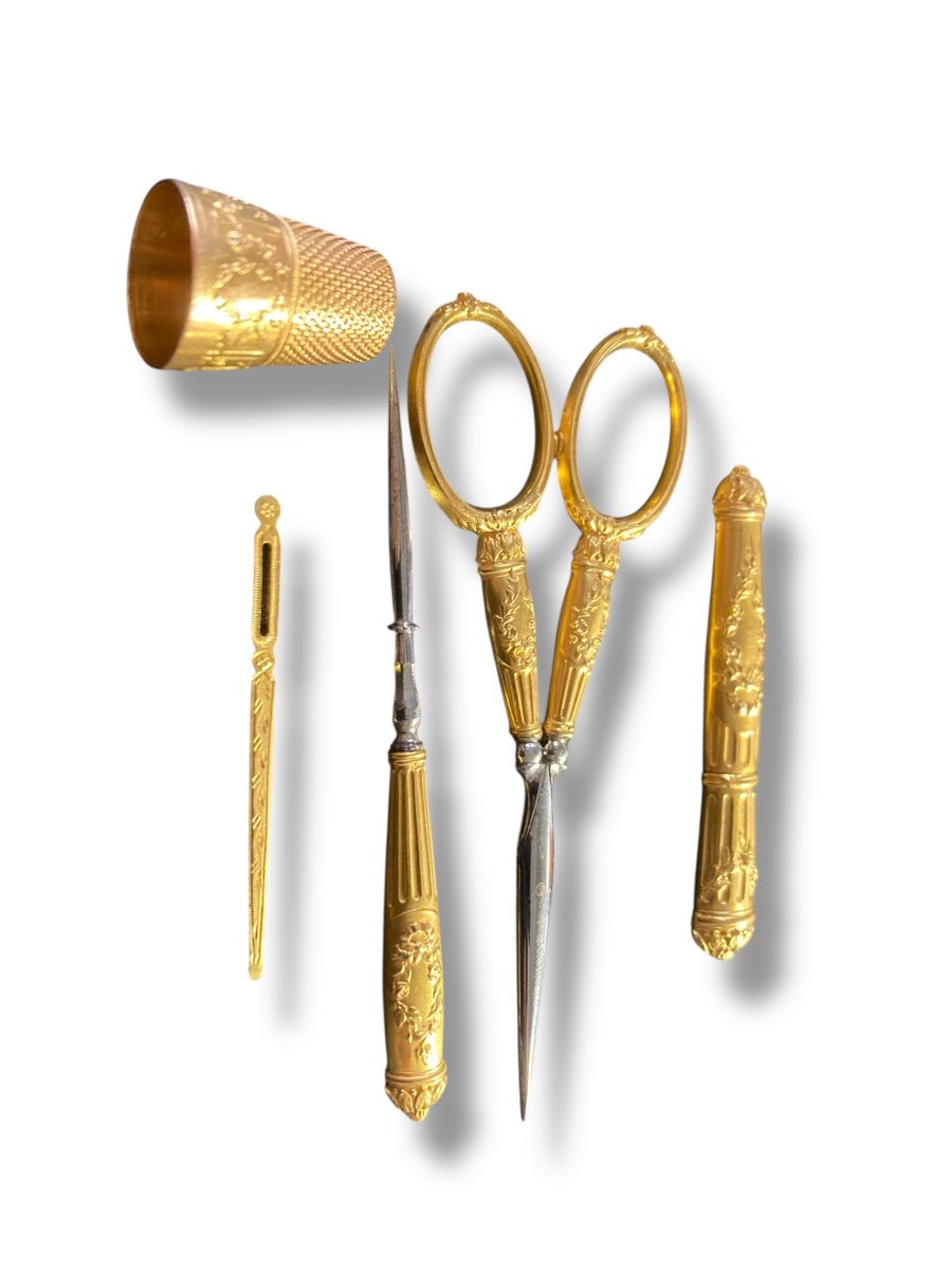 Gold Sewing Kit-photo-4