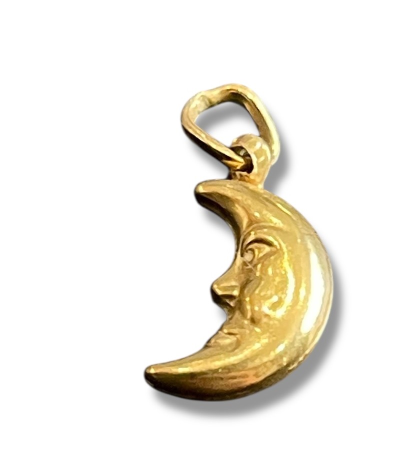Pendentif lune en or 