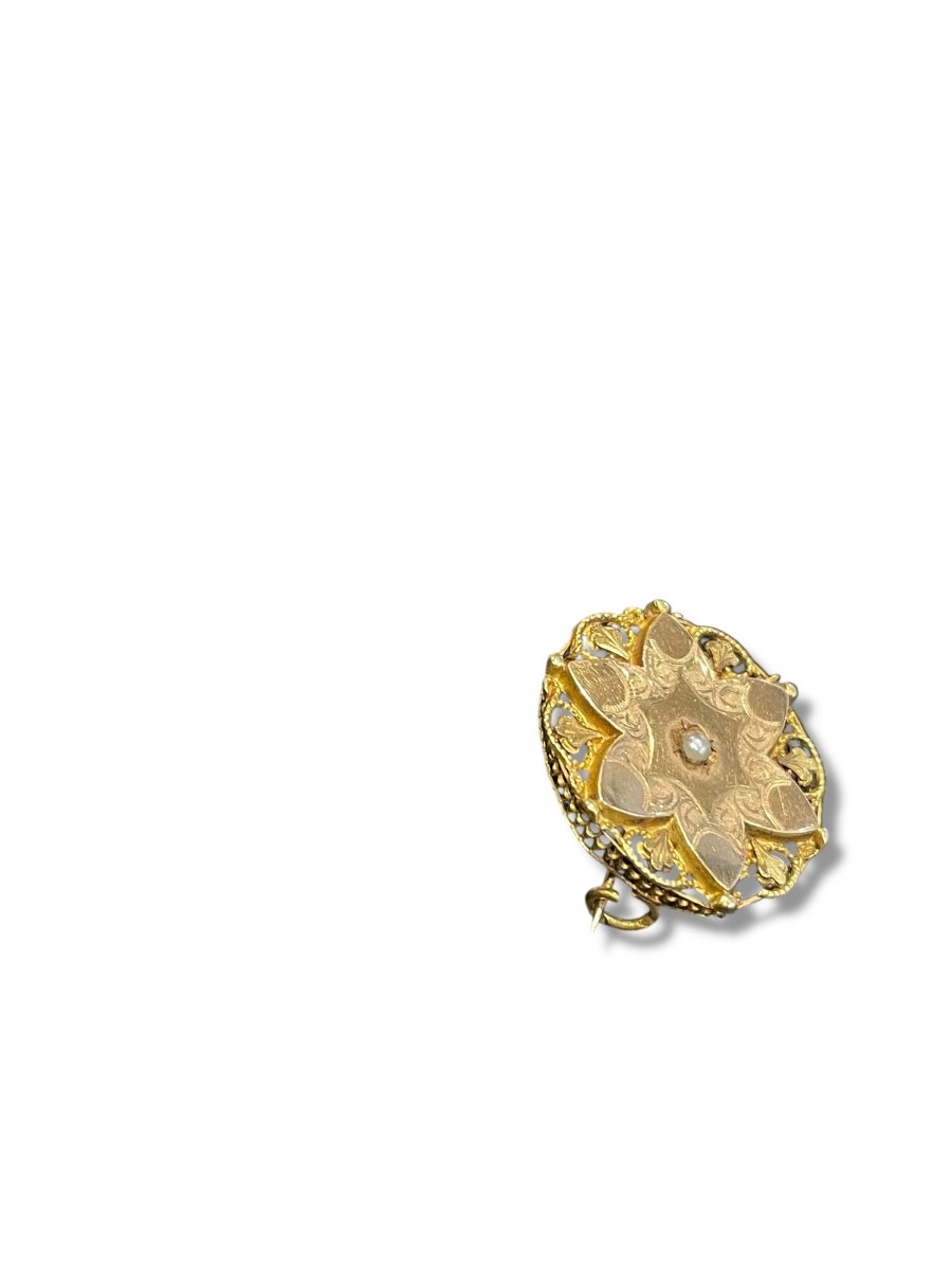 Yellow Gold Brooch With Pearl-photo-3