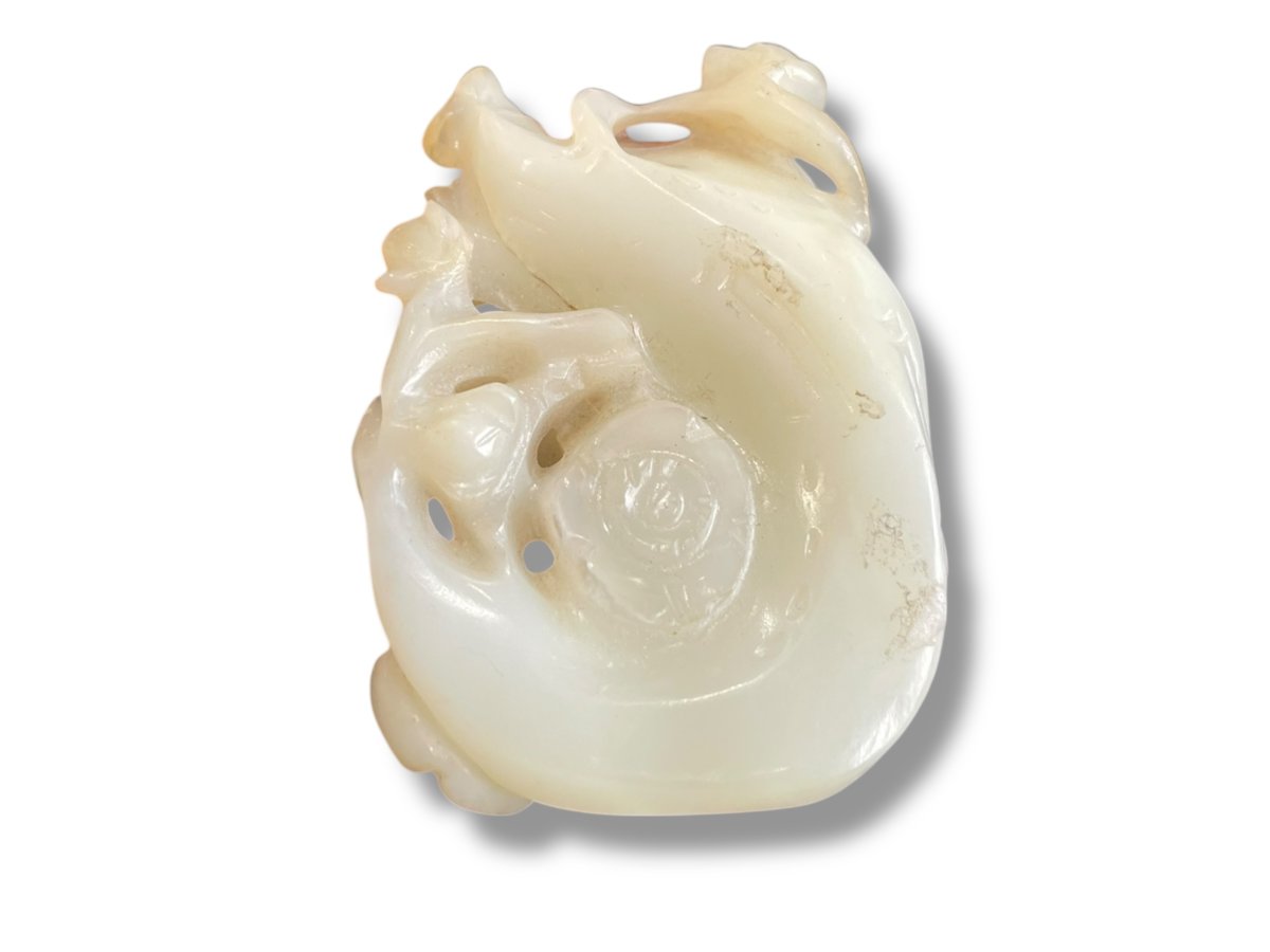 Chinese Celadon Jade Pendant Infused With Amber-photo-3