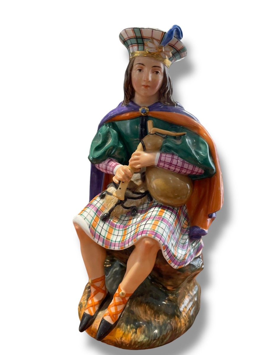 Jacob PETIT Ecossais  et cornemuse en porcelaine