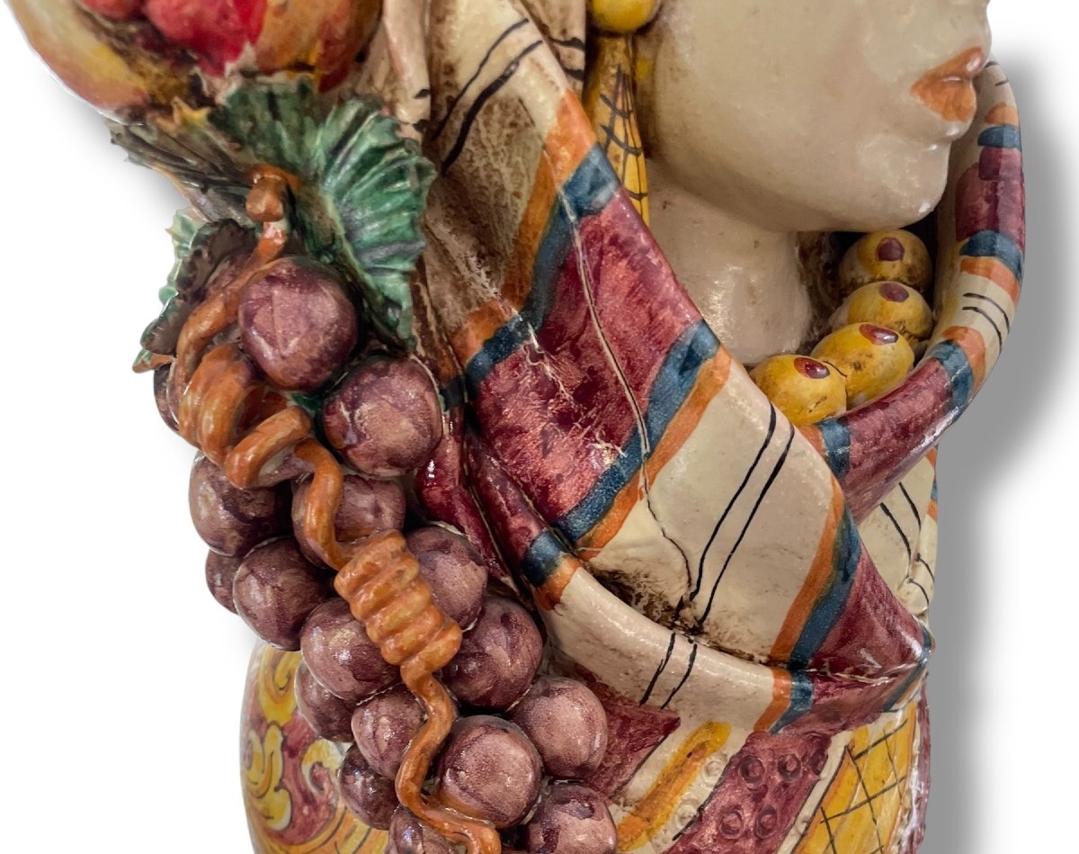 Important Polychrome Terracotta Bust Of A Sicilian Woman Caltagirone-photo-2