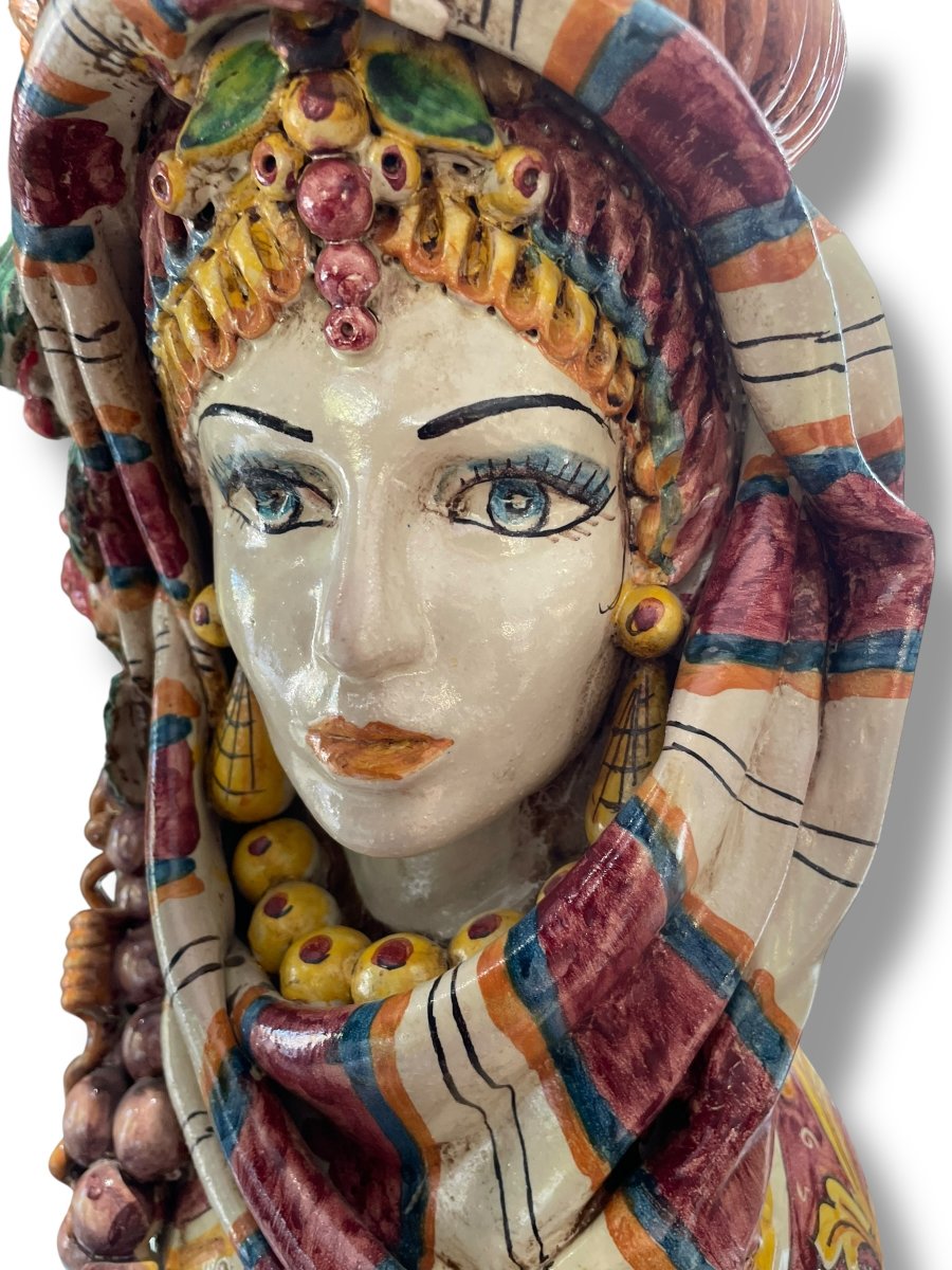 Important Polychrome Terracotta Bust Of A Sicilian Woman Caltagirone-photo-1