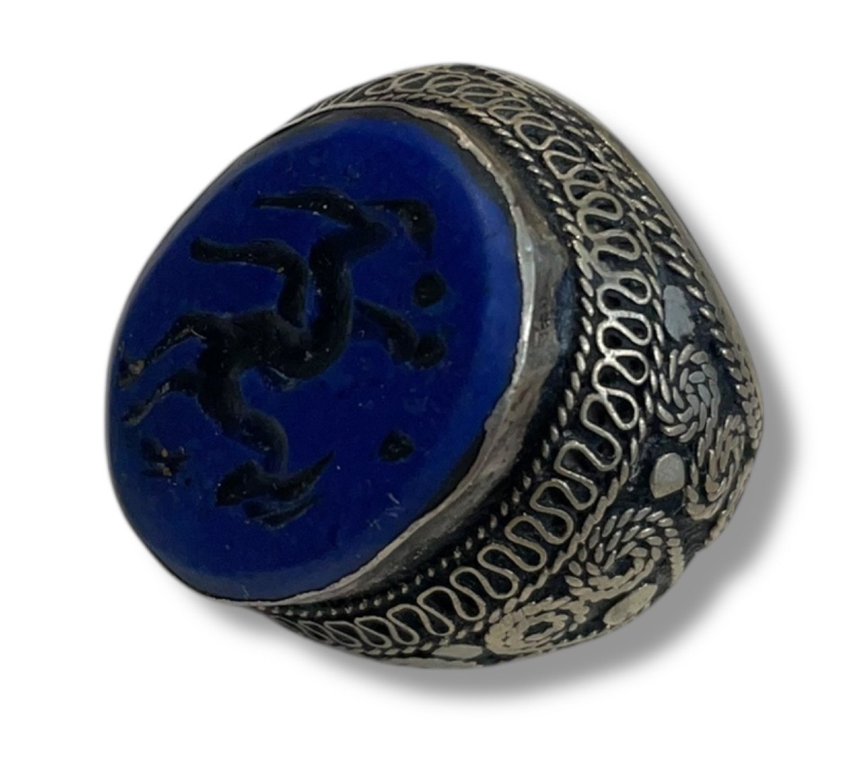 Bague afghane intaille en lapis lazuli