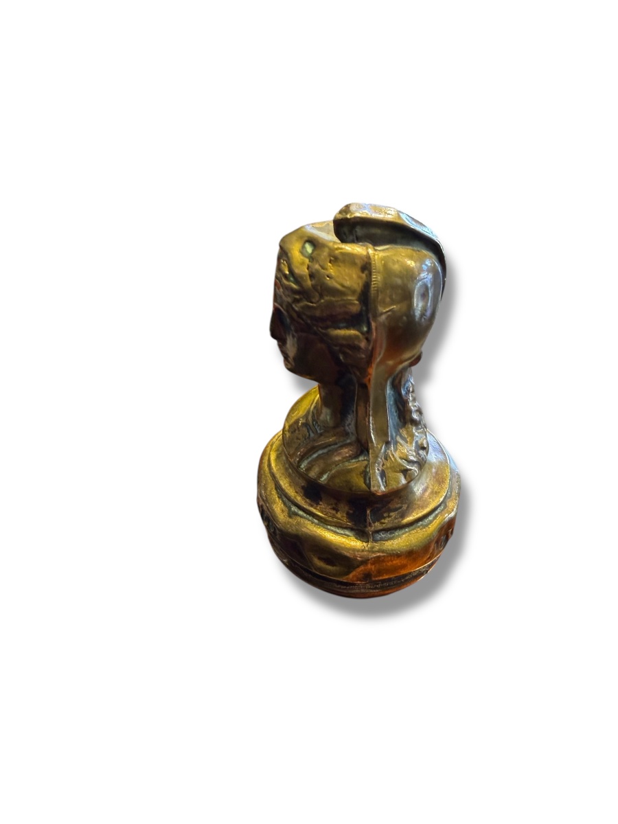 Curiosité Marianne La République sujet oscillant-photo-2