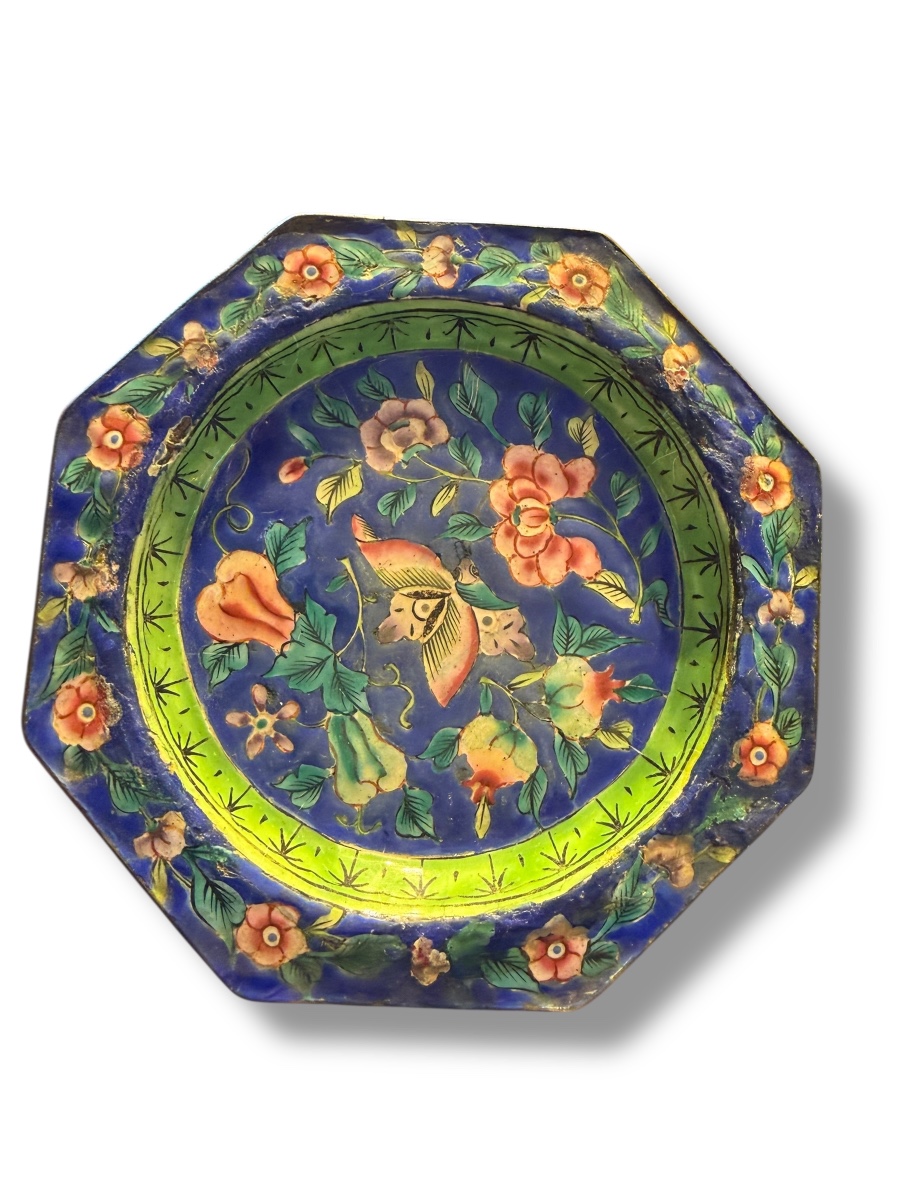 Coupelle en émail de Pékin 