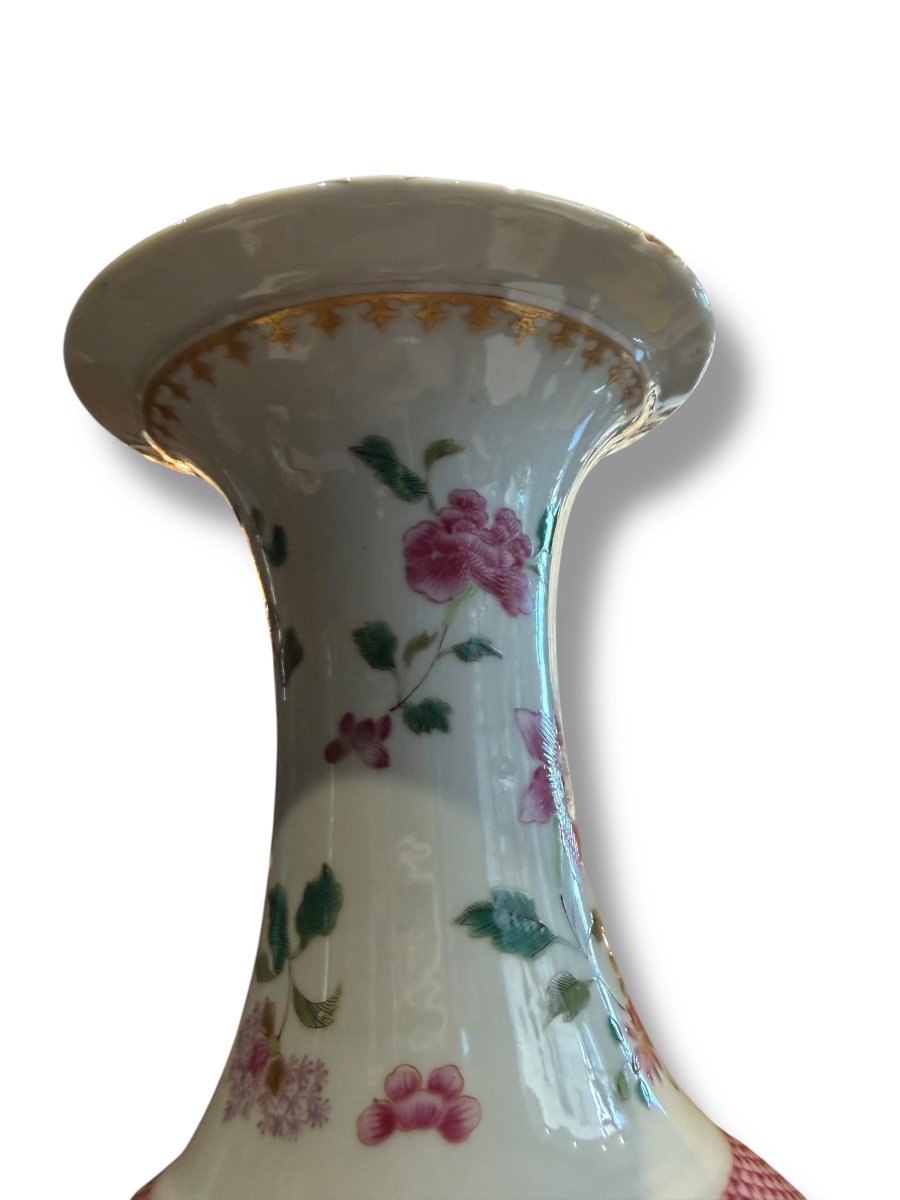 Double Circle Famille Rose Porcelain Vase-photo-2