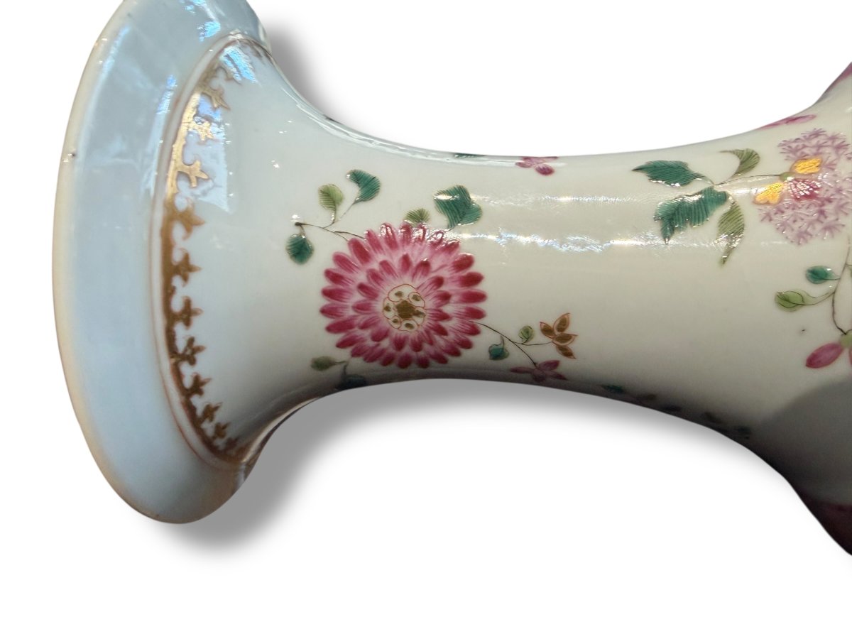Double Circle Famille Rose Porcelain Vase-photo-2