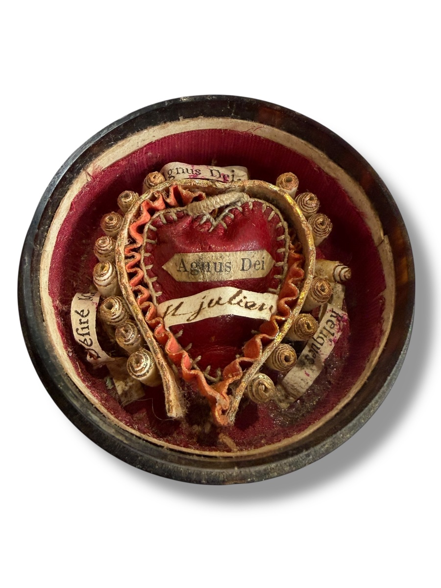 Boîte reliquaire motif coeur-photo-2