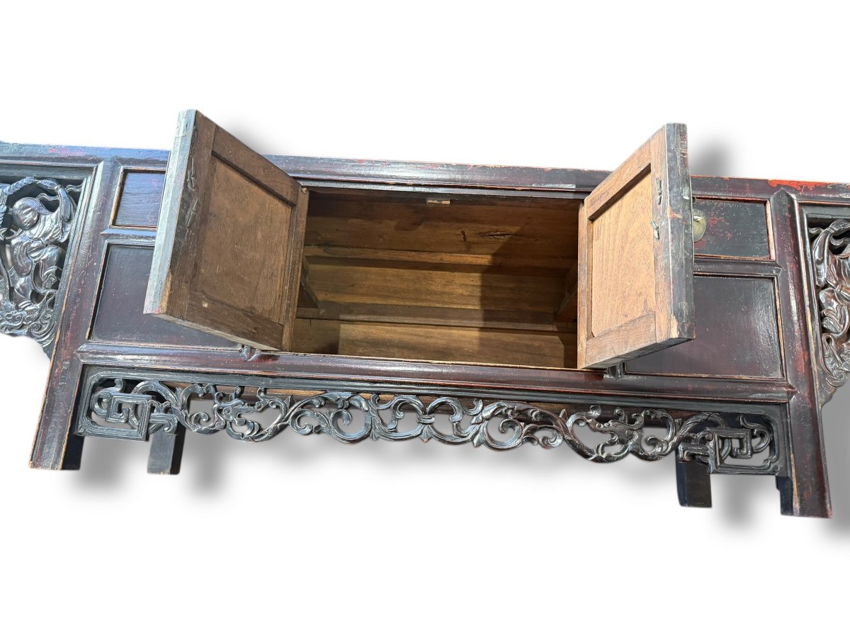 Early 19th Century Chinese Altar Table-photo-1