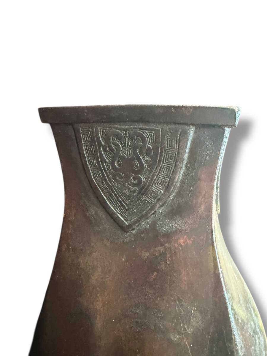 Important Fang Hu Bronze Vase In Han Or Tang Style-photo-7
