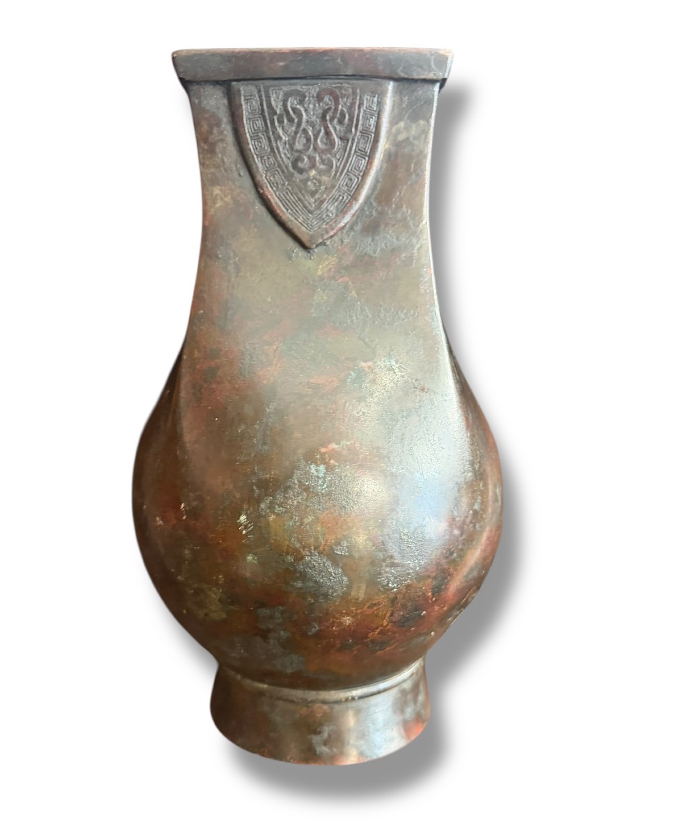 Important Fang Hu Bronze Vase In Han Or Tang Style