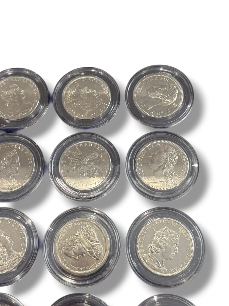 The Kings Of France Numismatic Gallery: 20 Medals-photo-2