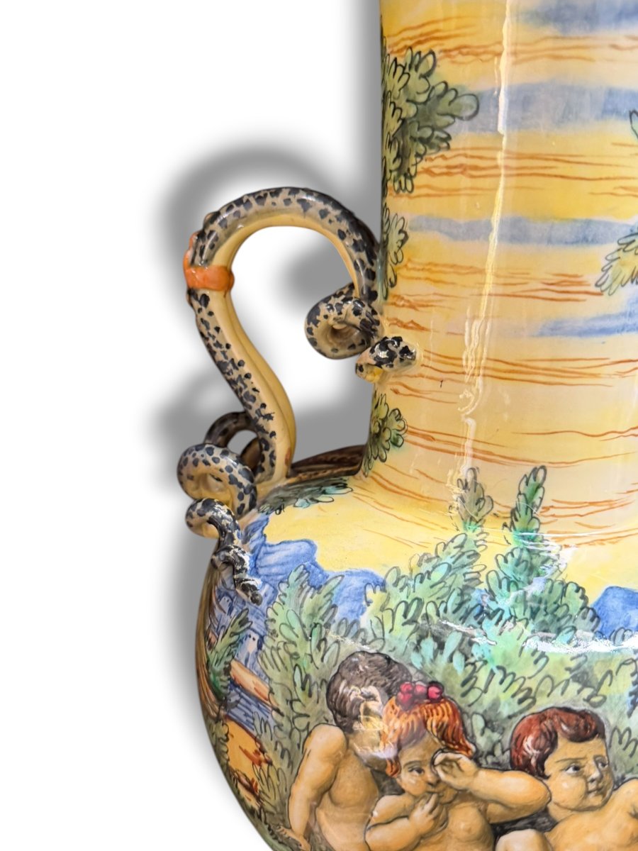 Important vase en Majolique XIXeme suiveur d'Urbino-photo-2