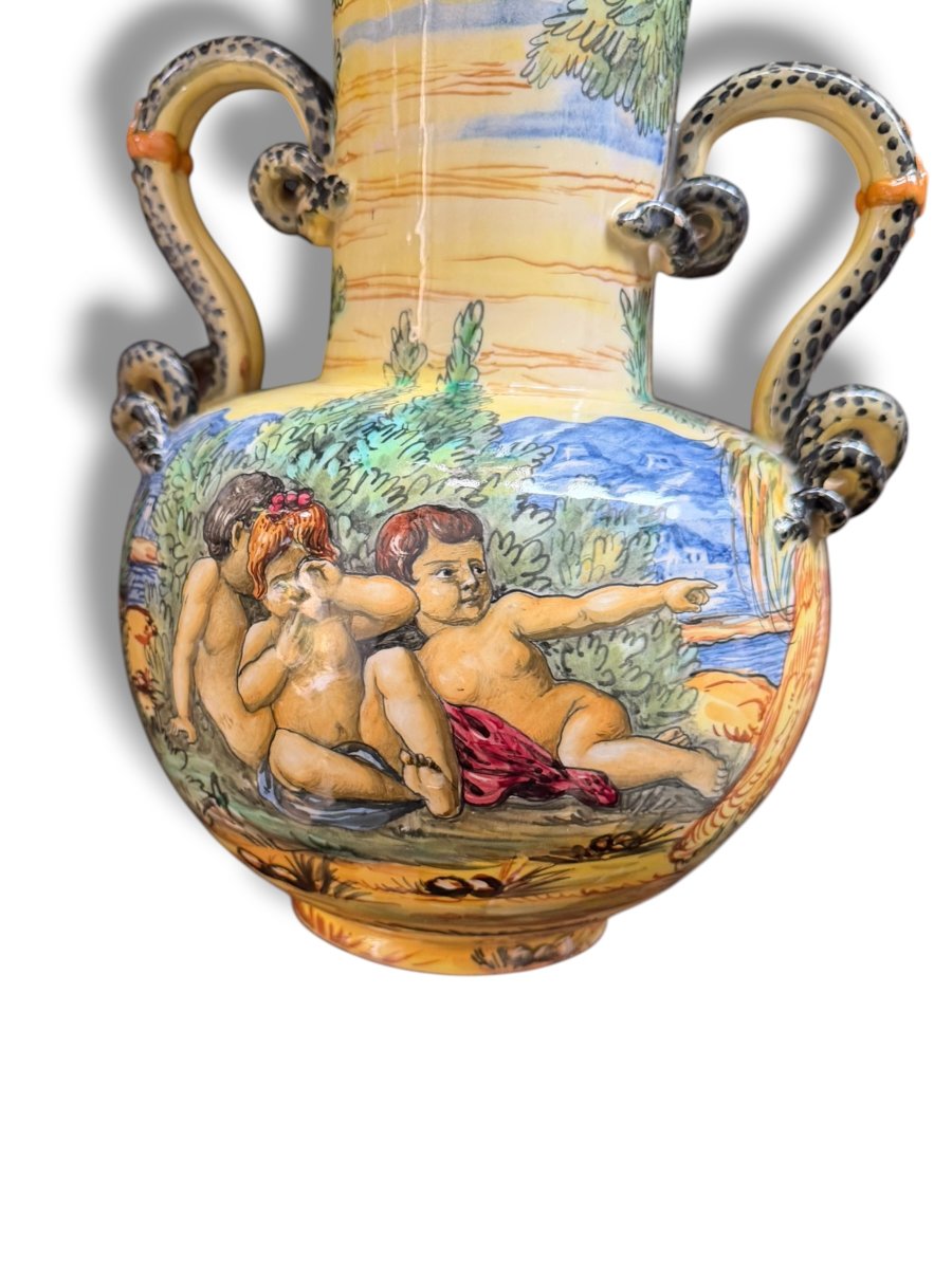 Important vase en Majolique XIXeme suiveur d'Urbino-photo-4